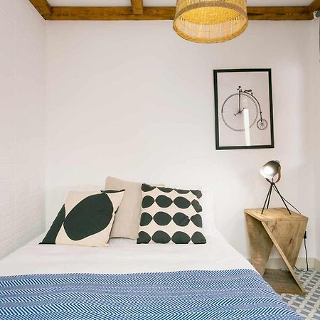 Trendy Lisbon Home With Terrace Lx Factory Bagian luar foto