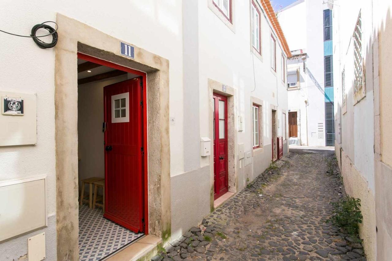 Trendy Lisbon Home With Terrace Lx Factory Bagian luar foto